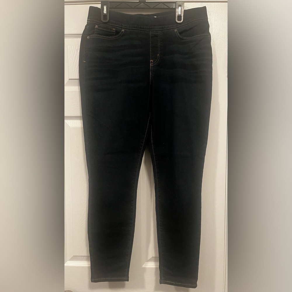 Womens Levi’s stretch skinny pull on
